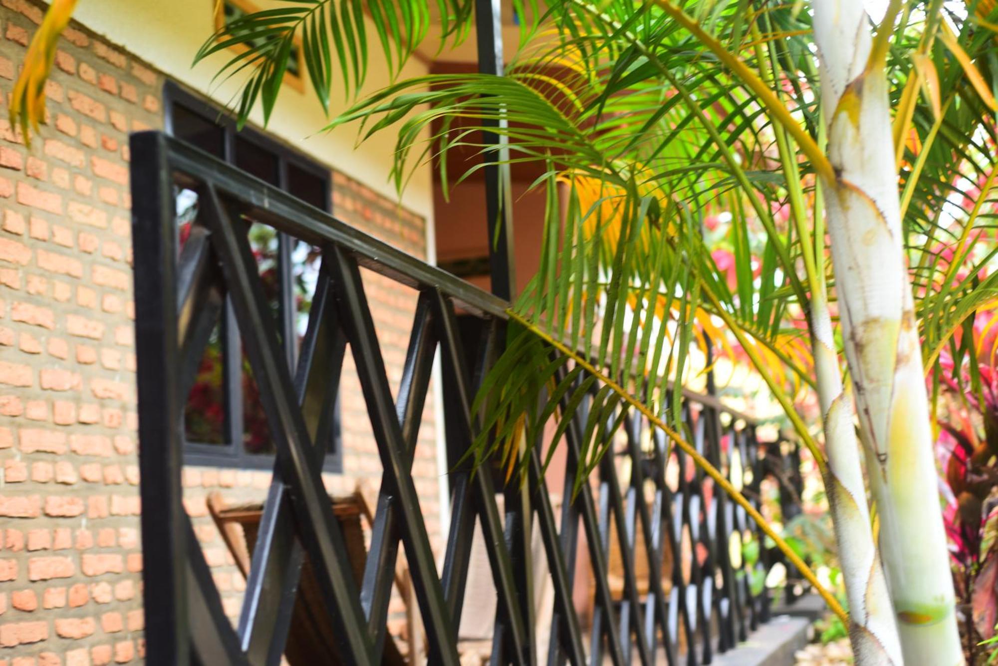 Bed and Breakfast Akagera Neighbors Kabarondo Exterior foto