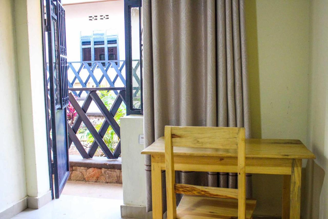 Bed and Breakfast Akagera Neighbors Kabarondo Exterior foto